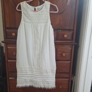 Naiman Marcus White Lace Sleeveless Dress